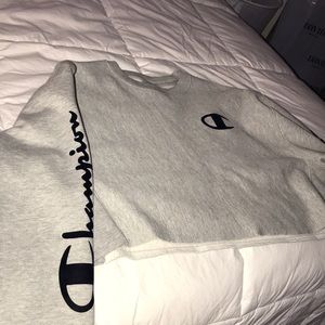 Grey Champion Cropped Crewneck !!